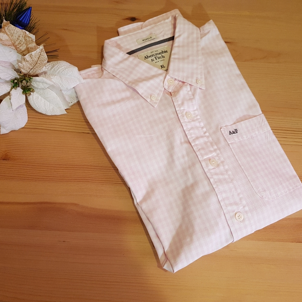 Abercrombie & Fitch Button Down shirt Size:XL